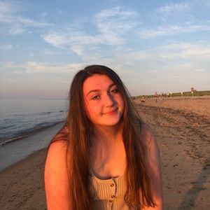 Meet your Posher, Nikki